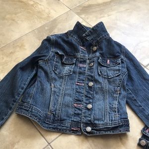I am selling a jean jacket.